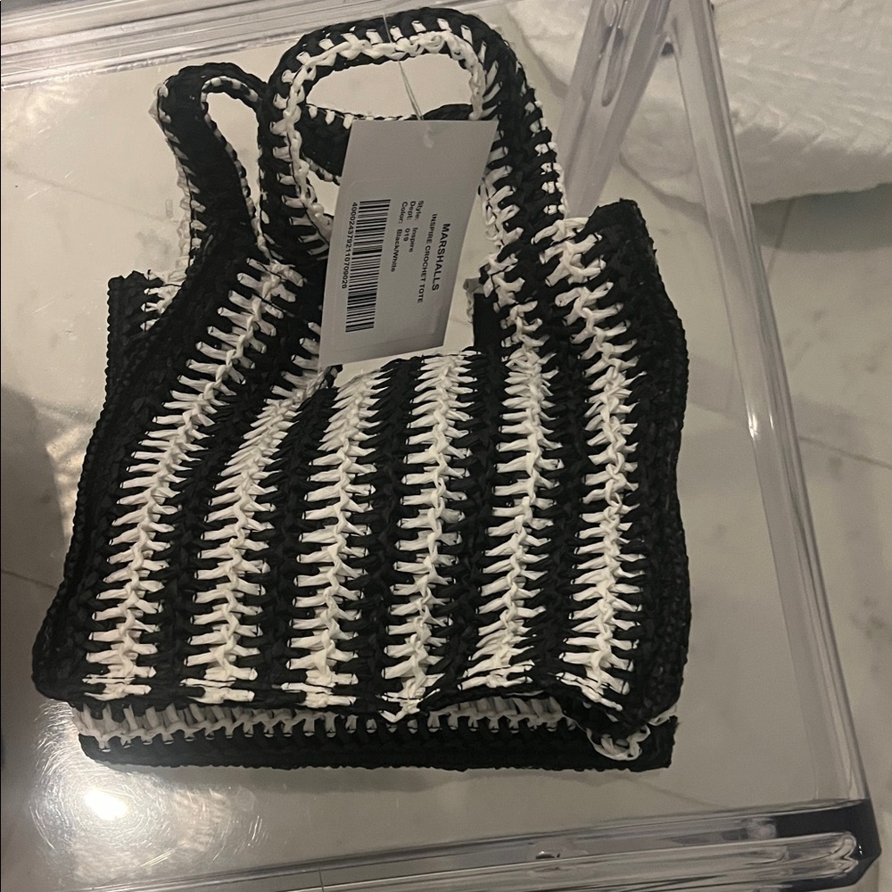 Black and White Crocheted Striped Tote NEW summer fun